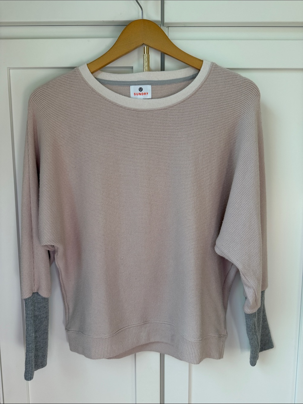 Sundry Two-Tone Pale Blush Crewneck Sweater with dolman sleeves